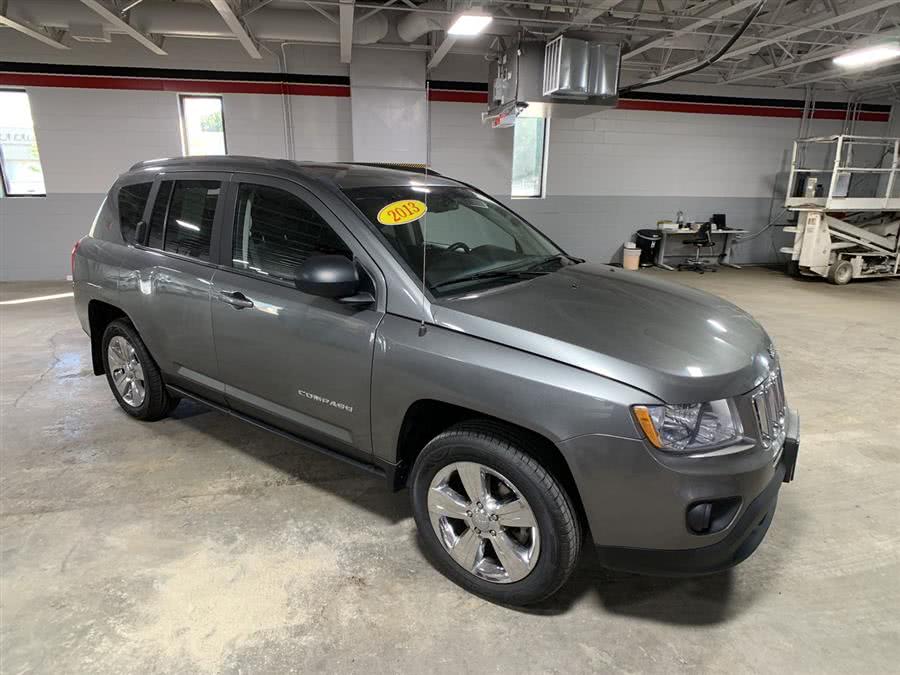 2013 Jeep Compass 4WD 4dr Latitude, available for sale in Stratford, Connecticut | Wiz Leasing Inc. Stratford, Connecticut