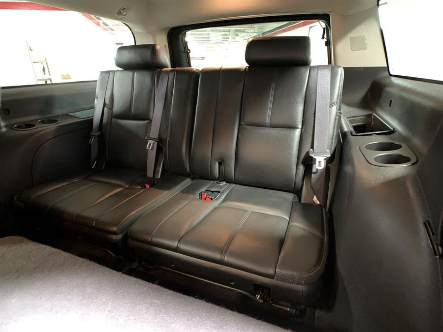 2013 Chevrolet Suburban 4WD 4dr 1500 LT, available for sale in Stratford, Connecticut | Wiz Leasing Inc. Stratford, Connecticut 2013 Chevrolet Suburban 4WD 4dr 1500 LT, available for sale in Stratford, Connecticut | Wiz Leasing Inc. Stratford, Connecticut