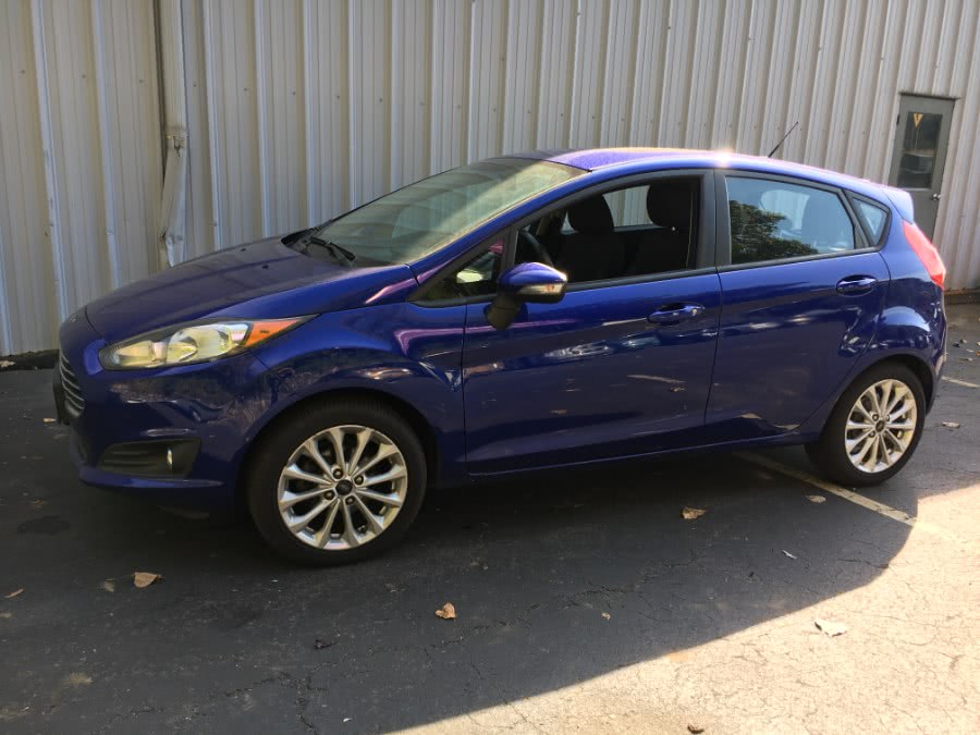 2014 Ford Fiesta SE, available for sale in Naugatuck, Connecticut | Riverside Motorcars, LLC. Naugatuck, Connecticut