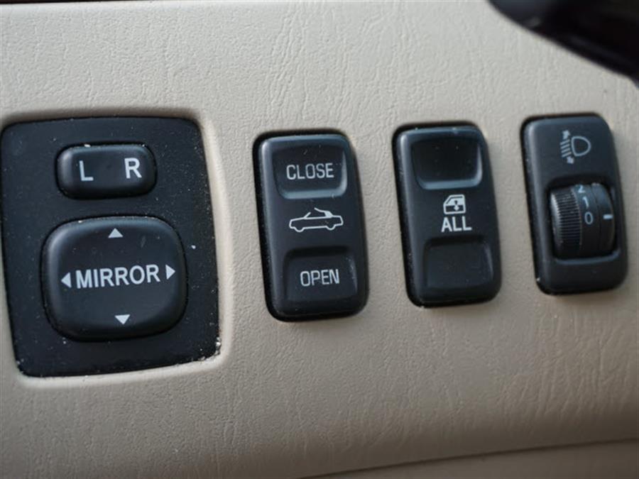 2008 Toyota Camry Solara SLE V6, available for sale in Canton, Connecticut | Canton Auto Exchange. Canton, Connecticut 2008 Toyota Camry Solara SLE V6, available for sale in Canton, Connecticut | Canton Auto Exchange. Canton, Connecticut