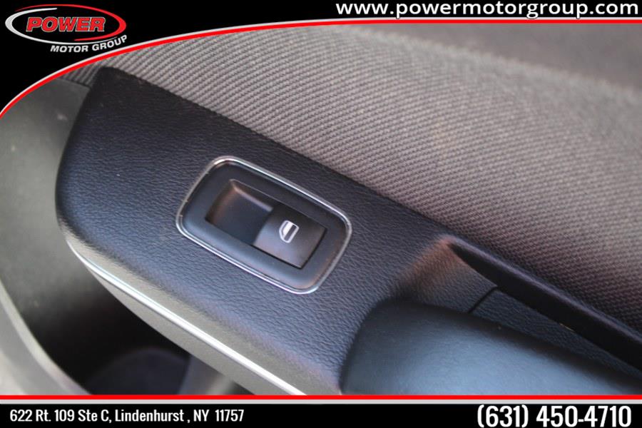 2016 Dodge Charger 4dr Sdn SE RWD, available for sale in Lindenhurst, New York | Power Motor Group. Lindenhurst, New York 2016 Dodge Charger 4dr Sdn SE RWD, available for sale in Lindenhurst, New York | Power Motor Group. Lindenhurst, New York