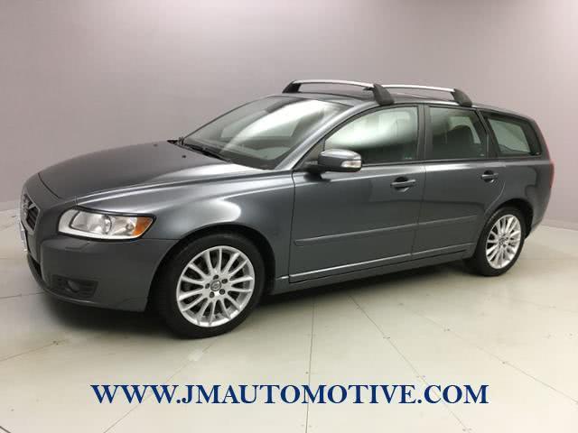 2011 Volvo V50 4dr Wgn w/Moonroof, available for sale in Naugatuck, Connecticut | J&M Automotive Sls&Svc LLC. Naugatuck, Connecticut