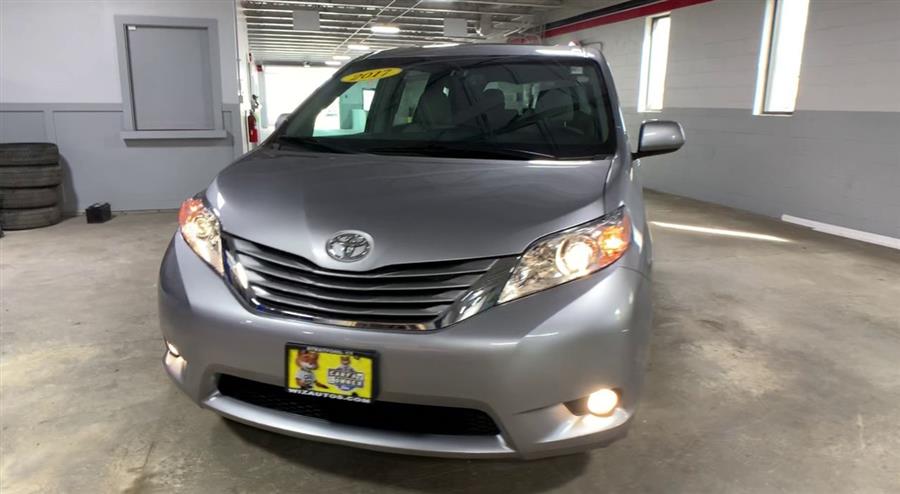 2017 Toyota Sienna XLE, available for sale in Stratford, Connecticut | Wiz Leasing Inc. Stratford, Connecticut 2017 Toyota Sienna XLE, available for sale in Stratford, Connecticut | Wiz Leasing Inc. Stratford, Connecticut