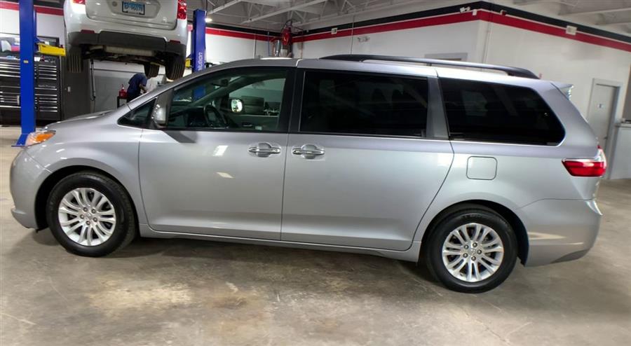 2017 Toyota Sienna XLE, available for sale in Stratford, Connecticut | Wiz Leasing Inc. Stratford, Connecticut 2017 Toyota Sienna XLE, available for sale in Stratford, Connecticut | Wiz Leasing Inc. Stratford, Connecticut