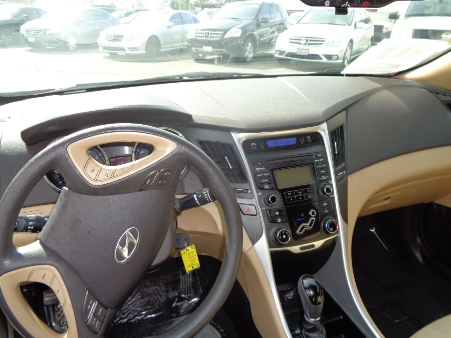 2013 Hyundai Sonata 4dr Sdn 2.4L Auto GLS PZEV *Ltd Avail*, available for sale in Corona, California | Spectrum Motors. Corona, California 2013 Hyundai Sonata 4dr Sdn 2.4L Auto GLS PZEV *Ltd Avail*, available for sale in Corona, California | Spectrum Motors. Corona, California