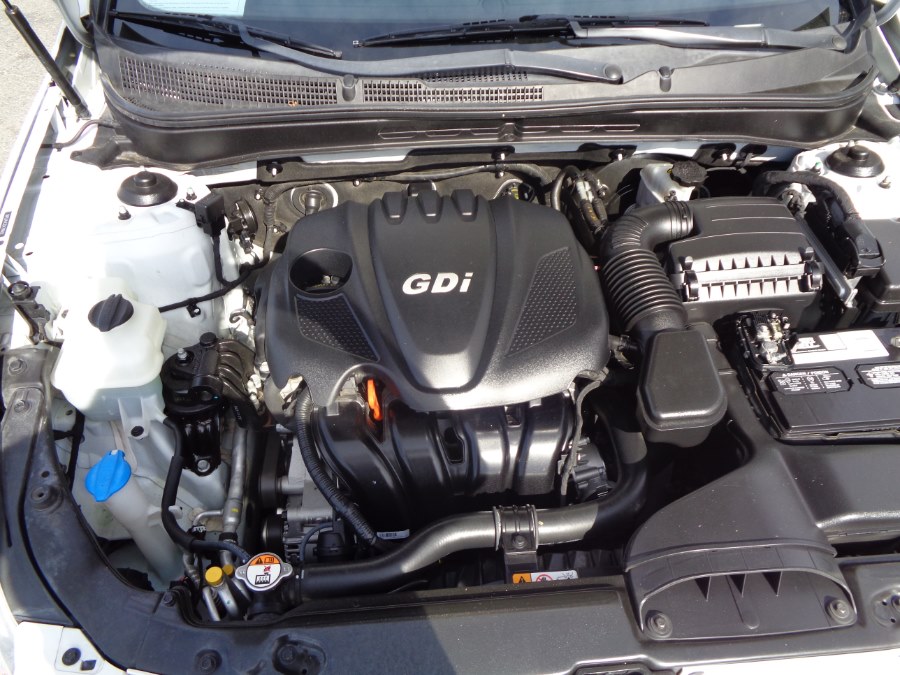 2013 Hyundai Sonata 4dr Sdn 2.4L Auto GLS PZEV *Ltd Avail*, available for sale in Corona, California | Spectrum Motors. Corona, California 2013 Hyundai Sonata 4dr Sdn 2.4L Auto GLS PZEV *Ltd Avail*, available for sale in Corona, California | Spectrum Motors. Corona, California