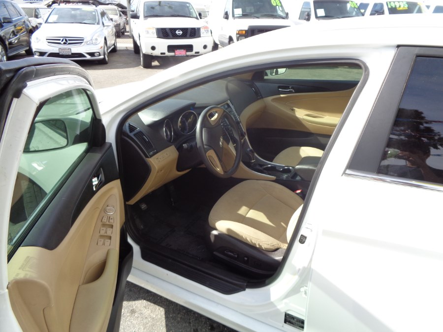 2013 Hyundai Sonata 4dr Sdn 2.4L Auto GLS PZEV *Ltd Avail*, available for sale in Corona, California | Spectrum Motors. Corona, California 2013 Hyundai Sonata 4dr Sdn 2.4L Auto GLS PZEV *Ltd Avail*, available for sale in Corona, California | Spectrum Motors. Corona, California