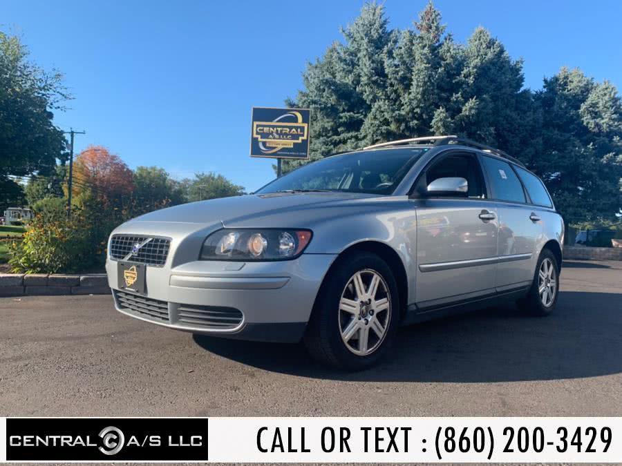 2006 Volvo V50 2.4L Auto w/Sunroof, available for sale in East Windsor, Connecticut | Central A/S LLC. East Windsor, Connecticut