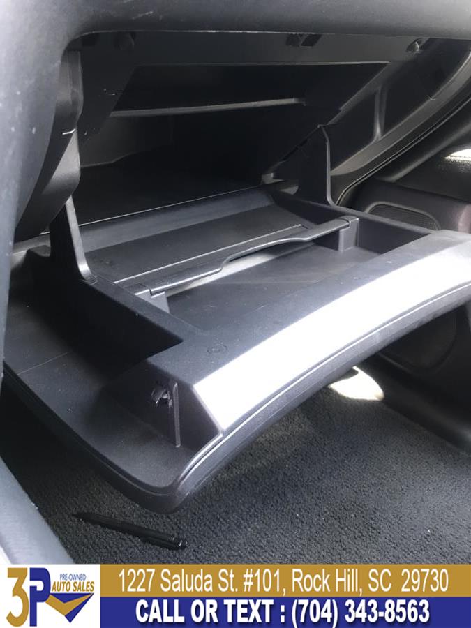 2014 Nissan Pathfinder 4WD 4dr SV, available for sale in Rock Hill, South Carolina | 3 Points Auto Sales. Rock Hill, South Carolina 2014 Nissan Pathfinder 4WD 4dr SV, available for sale in Rock Hill, South Carolina | 3 Points Auto Sales. Rock Hill, South Carolina