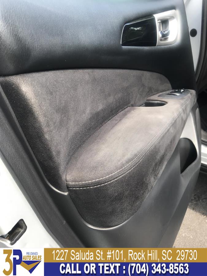 2014 Nissan Pathfinder 4WD 4dr SV, available for sale in Rock Hill, South Carolina | 3 Points Auto Sales. Rock Hill, South Carolina 2014 Nissan Pathfinder 4WD 4dr SV, available for sale in Rock Hill, South Carolina | 3 Points Auto Sales. Rock Hill, South Carolina