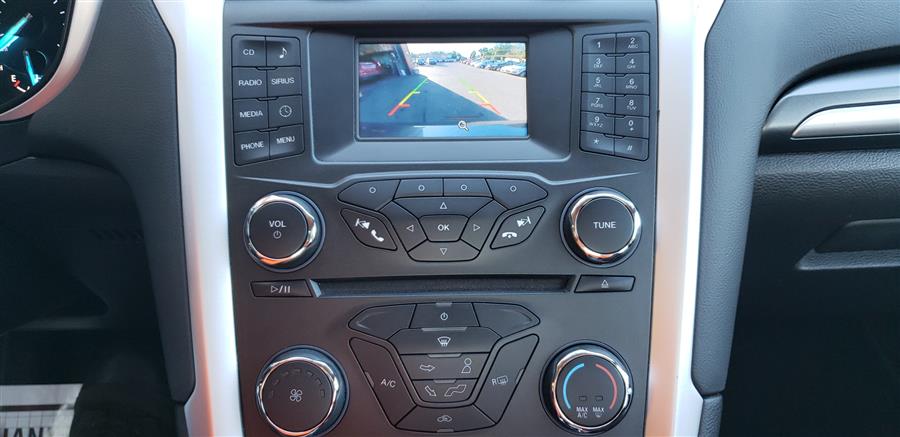 2015 Ford Fusion 4dr Sdn SE FWD, available for sale in Waterbury, Connecticut | National Auto Brokers, Inc.. Waterbury, Connecticut 2015 Ford Fusion 4dr Sdn SE FWD, available for sale in Waterbury, Connecticut | National Auto Brokers, Inc.. Waterbury, Connecticut