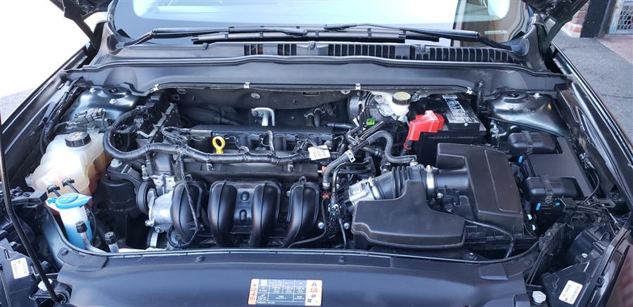 2015 Ford Fusion 4dr Sdn SE FWD, available for sale in Waterbury, Connecticut | National Auto Brokers, Inc.. Waterbury, Connecticut 2015 Ford Fusion 4dr Sdn SE FWD, available for sale in Waterbury, Connecticut | National Auto Brokers, Inc.. Waterbury, Connecticut