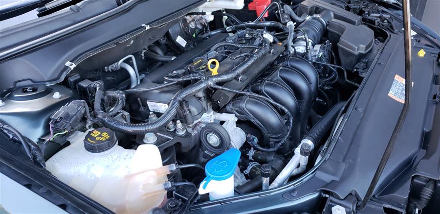2015 Ford Fusion 4dr Sdn SE FWD, available for sale in Waterbury, Connecticut | National Auto Brokers, Inc.. Waterbury, Connecticut 2015 Ford Fusion 4dr Sdn SE FWD, available for sale in Waterbury, Connecticut | National Auto Brokers, Inc.. Waterbury, Connecticut