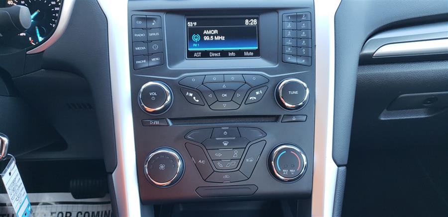 2015 Ford Fusion 4dr Sdn SE FWD, available for sale in Waterbury, Connecticut | National Auto Brokers, Inc.. Waterbury, Connecticut 2015 Ford Fusion 4dr Sdn SE FWD, available for sale in Waterbury, Connecticut | National Auto Brokers, Inc.. Waterbury, Connecticut