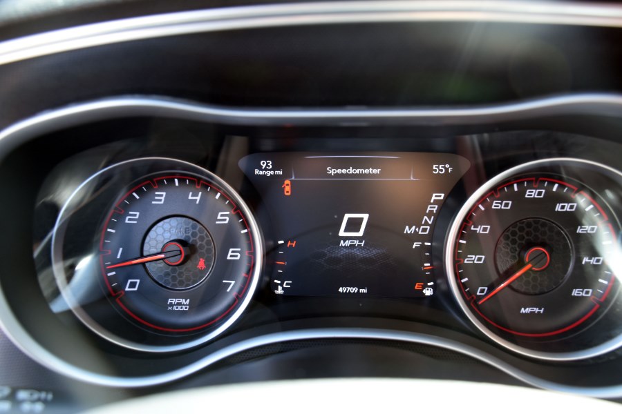 2015 Dodge Charger 4dr Sdn RT RWD, available for sale in Waterbury, Connecticut | Highline Car Connection. Waterbury, Connecticut 2015 Dodge Charger 4dr Sdn RT RWD, available for sale in Waterbury, Connecticut | Highline Car Connection. Waterbury, Connecticut