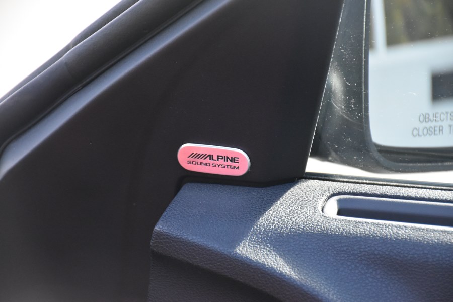 2015 Dodge Charger 4dr Sdn RT RWD, available for sale in Waterbury, Connecticut | Highline Car Connection. Waterbury, Connecticut 2015 Dodge Charger 4dr Sdn RT RWD, available for sale in Waterbury, Connecticut | Highline Car Connection. Waterbury, Connecticut