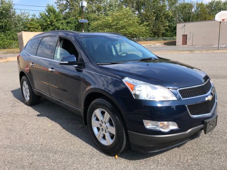 2012 Chevrolet Traverse AWD 4dr LT w/1LT, available for sale in Lyndhurst, New Jersey | Cars With Deals. Lyndhurst, New Jersey