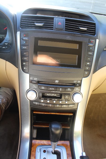 2004 Acura TL 4dr Sdn 3.2L Auto, available for sale in Paterson, New Jersey | Xcell Motors LLC. Paterson, New Jersey 2004 Acura TL 4dr Sdn 3.2L Auto, available for sale in Paterson, New Jersey | Xcell Motors LLC. Paterson, New Jersey