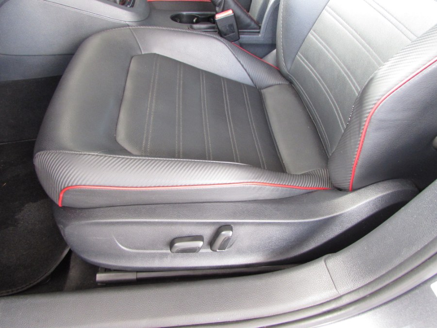 2015 Volkswagen Jetta Sedan 4dr Man 2.0T GLI SEL PZEV, available for sale in Orlando, Florida | VIP Auto Enterprise, Inc. Orlando, Florida 2015 Volkswagen Jetta Sedan 4dr Man 2.0T GLI SEL PZEV, available for sale in Orlando, Florida | VIP Auto Enterprise, Inc. Orlando, Florida