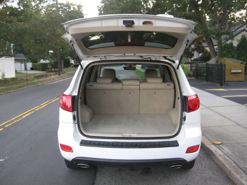 2009 Hyundai Santa Fe Limited 4dr SUV, available for sale in Massapequa, New York | Rite Choice Auto Inc.. Massapequa, New York 2009 Hyundai Santa Fe Limited 4dr SUV, available for sale in Massapequa, New York | Rite Choice Auto Inc.. Massapequa, New York