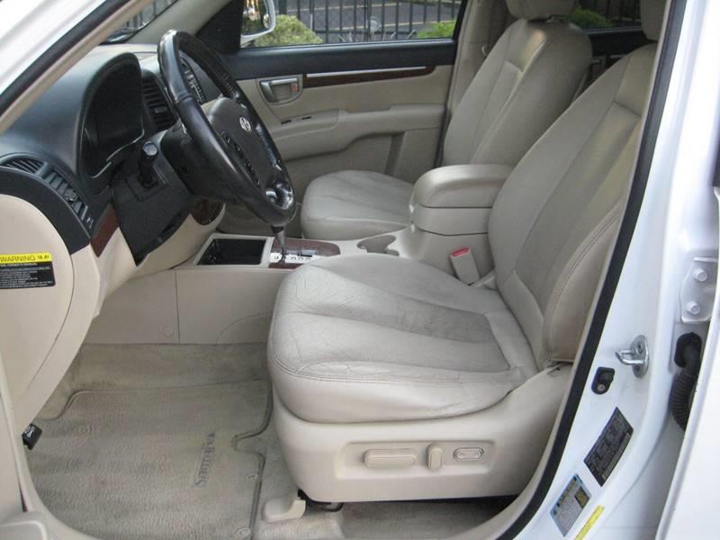 2009 Hyundai Santa Fe Limited 4dr SUV, available for sale in Massapequa, New York | Rite Choice Auto Inc.. Massapequa, New York 2009 Hyundai Santa Fe Limited 4dr SUV, available for sale in Massapequa, New York | Rite Choice Auto Inc.. Massapequa, New York