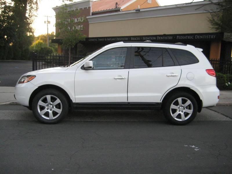 2009 Hyundai Santa Fe Limited 4dr SUV, available for sale in Massapequa, New York | Rite Choice Auto Inc.. Massapequa, New York 2009 Hyundai Santa Fe Limited 4dr SUV, available for sale in Massapequa, New York | Rite Choice Auto Inc.. Massapequa, New York