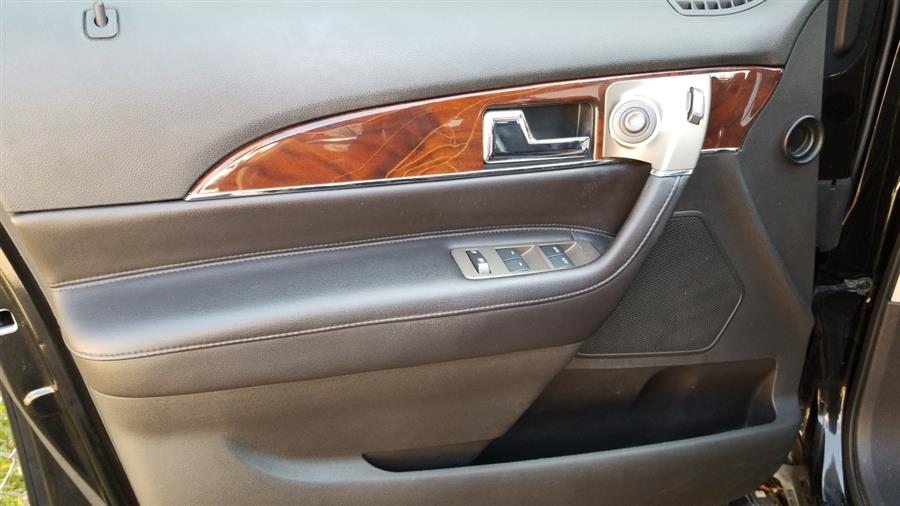 2013 Lincoln MKX AWD 4dr, available for sale in Manchester, Connecticut | Best Auto Sales LLC. Manchester, Connecticut 2013 Lincoln MKX AWD 4dr, available for sale in Manchester, Connecticut | Best Auto Sales LLC. Manchester, Connecticut