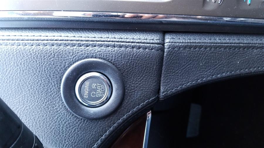 2013 Lincoln MKX AWD 4dr, available for sale in Manchester, Connecticut | Best Auto Sales LLC. Manchester, Connecticut 2013 Lincoln MKX AWD 4dr, available for sale in Manchester, Connecticut | Best Auto Sales LLC. Manchester, Connecticut