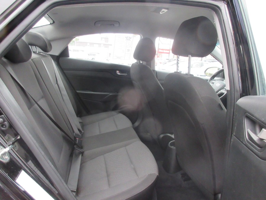 Used Hyundai Accent SE Sedan Auto 2018 | Route 27 Auto Mall. Linden, New Jersey Used Hyundai Accent SE Sedan Auto 2018 | Route 27 Auto Mall. Linden, New Jersey