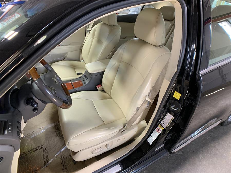 2010 Lexus ES 350 4dr Sdn, available for sale in Stratford, Connecticut | Wiz Leasing Inc. Stratford, Connecticut 2010 Lexus ES 350 4dr Sdn, available for sale in Stratford, Connecticut | Wiz Leasing Inc. Stratford, Connecticut