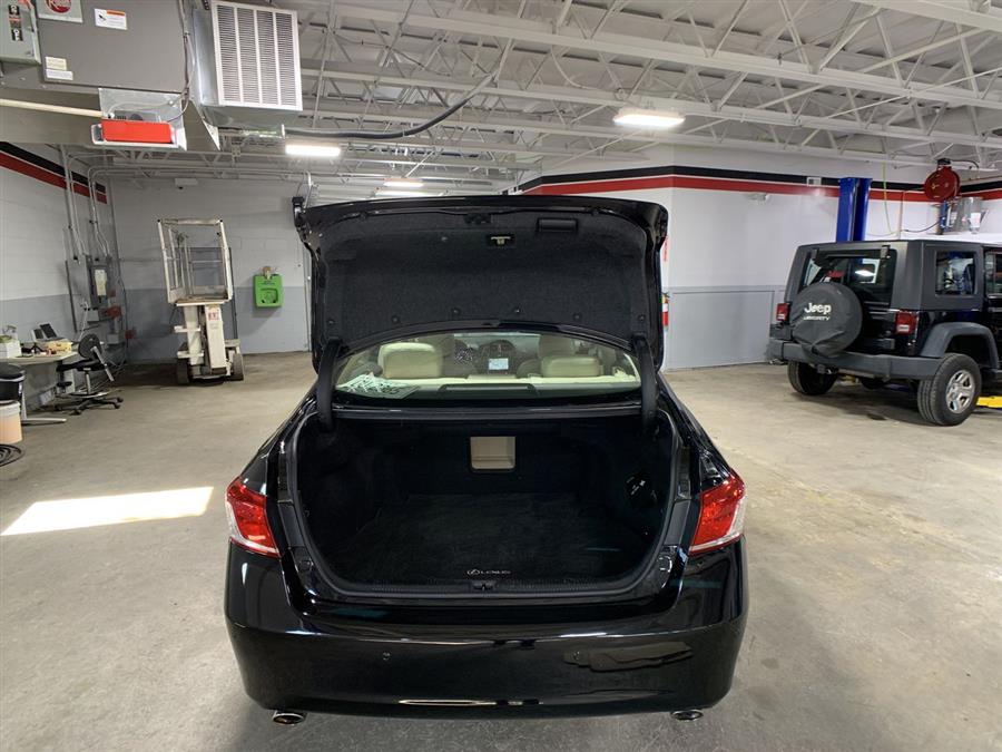 2010 Lexus ES 350 4dr Sdn, available for sale in Stratford, Connecticut | Wiz Leasing Inc. Stratford, Connecticut 2010 Lexus ES 350 4dr Sdn, available for sale in Stratford, Connecticut | Wiz Leasing Inc. Stratford, Connecticut