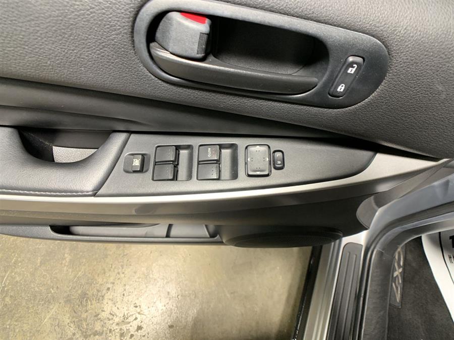 2011 Mazda CX-7 FWD 4dr i Sport, available for sale in Stratford, Connecticut | Wiz Leasing Inc. Stratford, Connecticut 2011 Mazda CX-7 FWD 4dr i Sport, available for sale in Stratford, Connecticut | Wiz Leasing Inc. Stratford, Connecticut