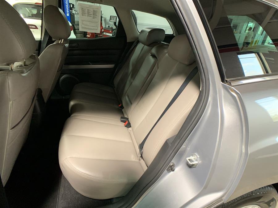 2011 Mazda CX-7 FWD 4dr i Sport, available for sale in Stratford, Connecticut | Wiz Leasing Inc. Stratford, Connecticut 2011 Mazda CX-7 FWD 4dr i Sport, available for sale in Stratford, Connecticut | Wiz Leasing Inc. Stratford, Connecticut