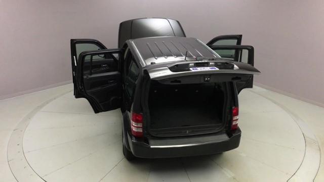 2012 Jeep Liberty 4WD 4dr Sport, available for sale in Naugatuck, Connecticut | J&M Automotive Sls&Svc LLC. Naugatuck, Connecticut 2012 Jeep Liberty 4WD 4dr Sport, available for sale in Naugatuck, Connecticut | J&M Automotive Sls&Svc LLC. Naugatuck, Connecticut