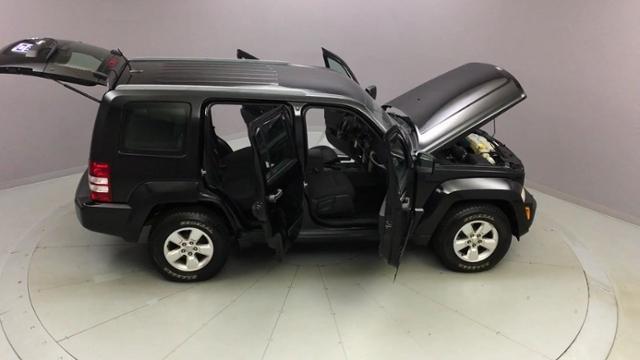 2012 Jeep Liberty 4WD 4dr Sport, available for sale in Naugatuck, Connecticut | J&M Automotive Sls&Svc LLC. Naugatuck, Connecticut 2012 Jeep Liberty 4WD 4dr Sport, available for sale in Naugatuck, Connecticut | J&M Automotive Sls&Svc LLC. Naugatuck, Connecticut