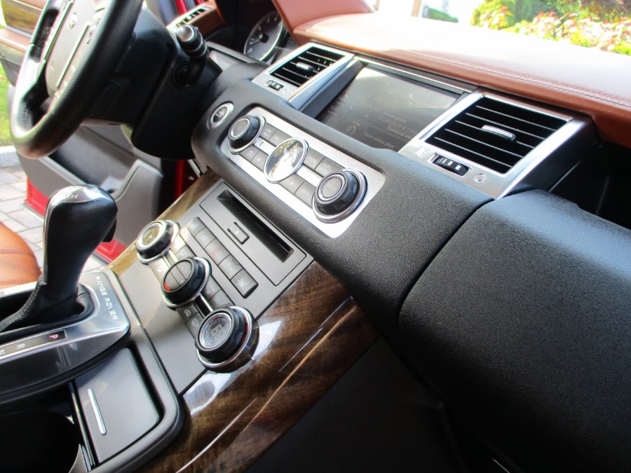 2013 Land Rover Range Rover Sport 4WD 4dr HSE LUX, available for sale in Massapequa, New York | South Shore Auto Brokers & Sales. Massapequa, New York 2013 Land Rover Range Rover Sport 4WD 4dr HSE LUX, available for sale in Massapequa, New York | South Shore Auto Brokers & Sales. Massapequa, New York
