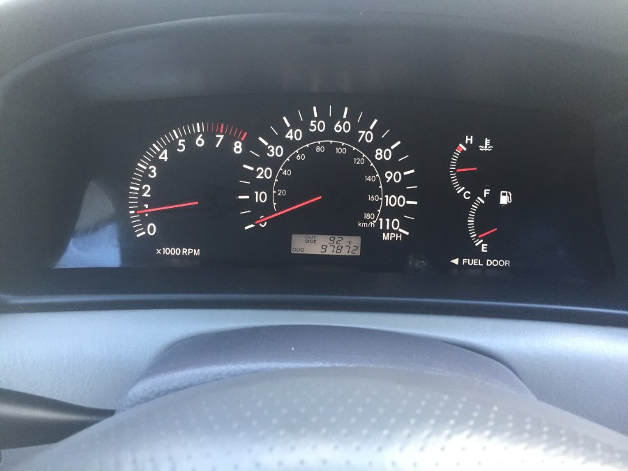 2005 Toyota Corolla 4dr Sdn LE Auto, available for sale in Middle Village, New York | Middle Village Motors . Middle Village, New York 2005 Toyota Corolla 4dr Sdn LE Auto, available for sale in Middle Village, New York | Middle Village Motors . Middle Village, New York