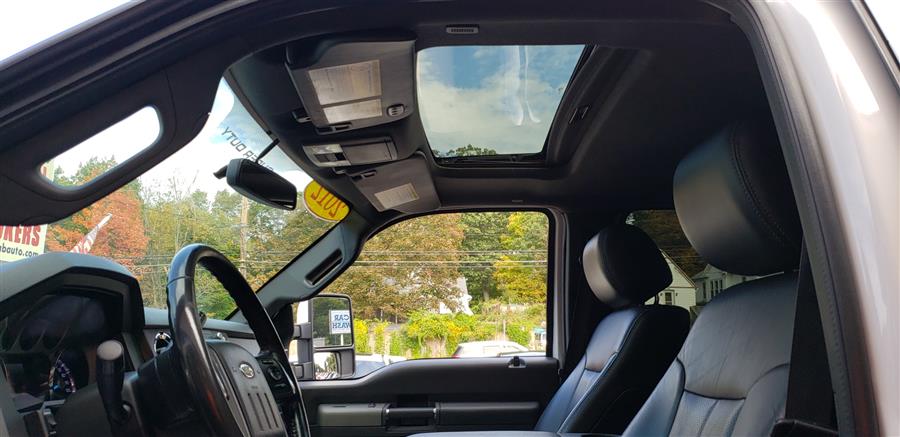 2012 Ford Super Duty F-250 4WD Crew Cab Lariat, available for sale in Waterbury, Connecticut | National Auto Brokers, Inc.. Waterbury, Connecticut 2012 Ford Super Duty F-250 4WD Crew Cab Lariat, available for sale in Waterbury, Connecticut | National Auto Brokers, Inc.. Waterbury, Connecticut