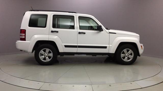 2012 Jeep Liberty 4WD 4dr Sport, available for sale in Naugatuck, Connecticut | J&M Automotive Sls&Svc LLC. Naugatuck, Connecticut 2012 Jeep Liberty 4WD 4dr Sport, available for sale in Naugatuck, Connecticut | J&M Automotive Sls&Svc LLC. Naugatuck, Connecticut