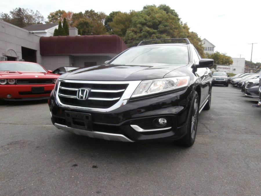 2015 Honda Crosstour 2WD V6 5dr EX-L w/Navi, available for sale in Waterbury, Connecticut | Jim Juliani Motors. Waterbury, Connecticut 2015 Honda Crosstour 2WD V6 5dr EX-L w/Navi, available for sale in Waterbury, Connecticut | Jim Juliani Motors. Waterbury, Connecticut