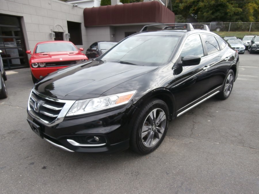 2015 Honda Crosstour 2WD V6 5dr EX-L w/Navi, available for sale in Waterbury, Connecticut | Jim Juliani Motors. Waterbury, Connecticut 2015 Honda Crosstour 2WD V6 5dr EX-L w/Navi, available for sale in Waterbury, Connecticut | Jim Juliani Motors. Waterbury, Connecticut