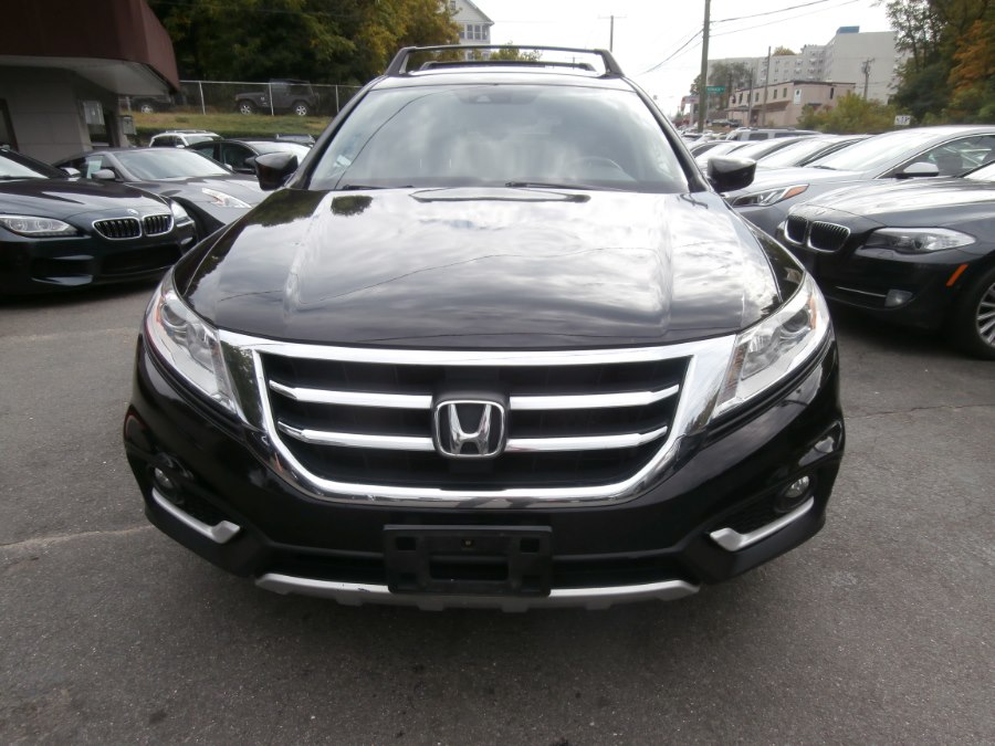 2015 Honda Crosstour 2WD V6 5dr EX-L w/Navi, available for sale in Waterbury, Connecticut | Jim Juliani Motors. Waterbury, Connecticut 2015 Honda Crosstour 2WD V6 5dr EX-L w/Navi, available for sale in Waterbury, Connecticut | Jim Juliani Motors. Waterbury, Connecticut