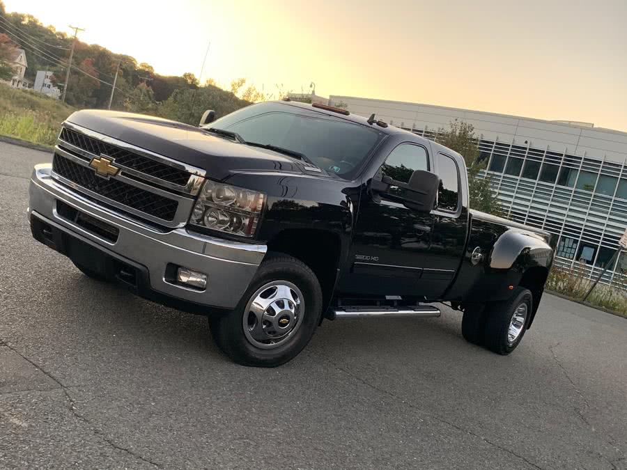 2011 Chevrolet Silverado 3500HD 4WD Ext Cab 158.2" DRW LT, available for sale in Waterbury, Connecticut | Platinum Auto Care. Waterbury, Connecticut