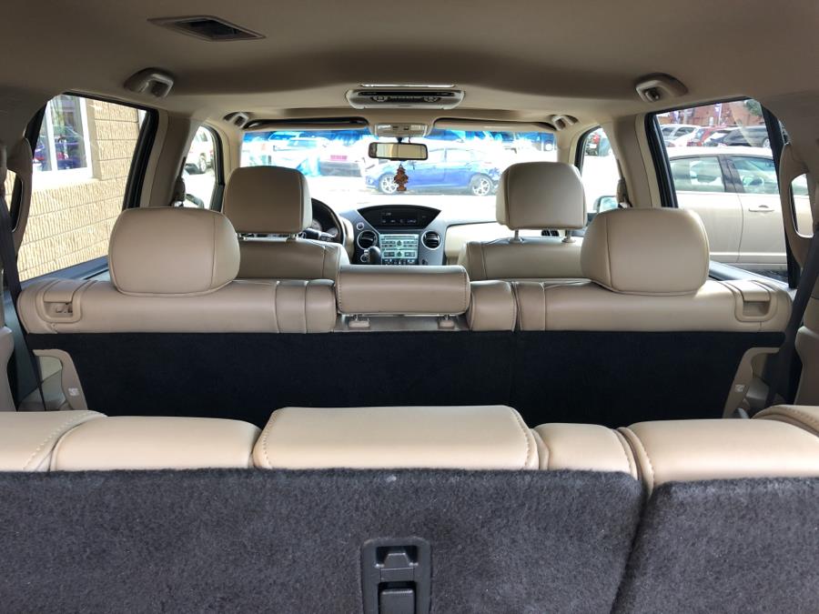 2009 Honda Pilot 4WD 4dr EX-L w/RES, available for sale in Bridgeport, Connecticut | Madison Auto II. Bridgeport, Connecticut 2009 Honda Pilot 4WD 4dr EX-L w/RES, available for sale in Bridgeport, Connecticut | Madison Auto II. Bridgeport, Connecticut