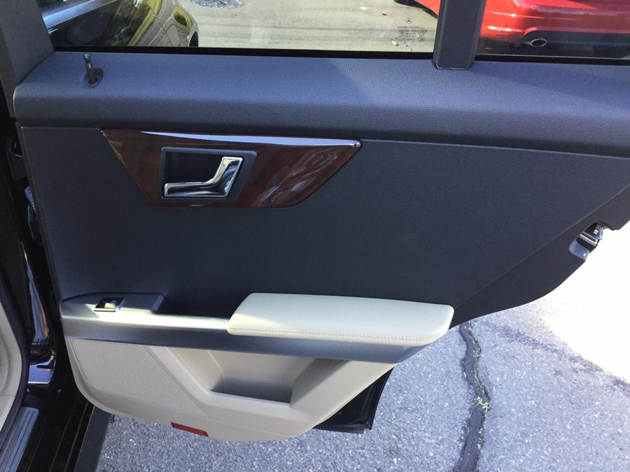 2011 Mercedes-Benz GLK-Class 4MATIC 4dr GLK350, available for sale in Plantsville, Connecticut | L&S Automotive LLC. Plantsville, Connecticut 2011 Mercedes-Benz GLK-Class 4MATIC 4dr GLK350, available for sale in Plantsville, Connecticut | L&S Automotive LLC. Plantsville, Connecticut