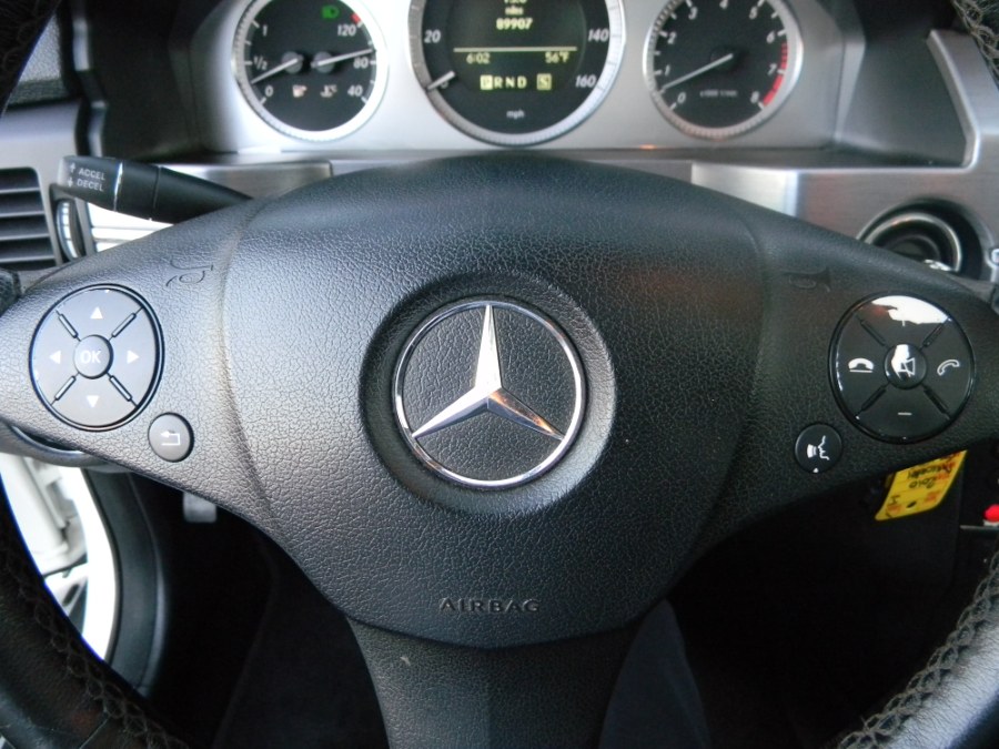 2010 Mercedes-Benz GLK-Class 4MATIC 4dr GLK350, available for sale in Paterson, New Jersey | DZ Automall. Paterson, New Jersey 2010 Mercedes-Benz GLK-Class 4MATIC 4dr GLK350, available for sale in Paterson, New Jersey | DZ Automall. Paterson, New Jersey