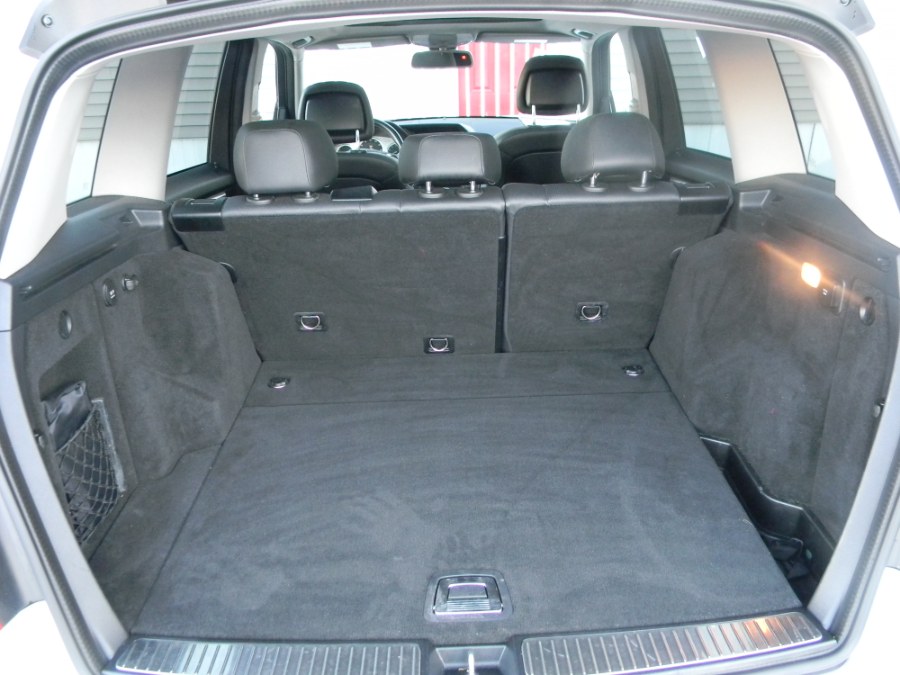 2010 Mercedes-Benz GLK-Class 4MATIC 4dr GLK350, available for sale in Paterson, New Jersey | DZ Automall. Paterson, New Jersey 2010 Mercedes-Benz GLK-Class 4MATIC 4dr GLK350, available for sale in Paterson, New Jersey | DZ Automall. Paterson, New Jersey
