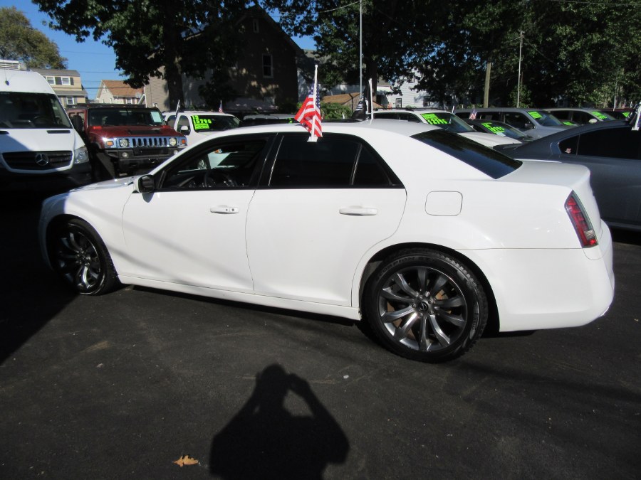 2014 Chrysler 300 4dr Sdn 300S, available for sale in Little Ferry, New Jersey | Royalty Auto Sales. Little Ferry, New Jersey 2014 Chrysler 300 4dr Sdn 300S, available for sale in Little Ferry, New Jersey | Royalty Auto Sales. Little Ferry, New Jersey