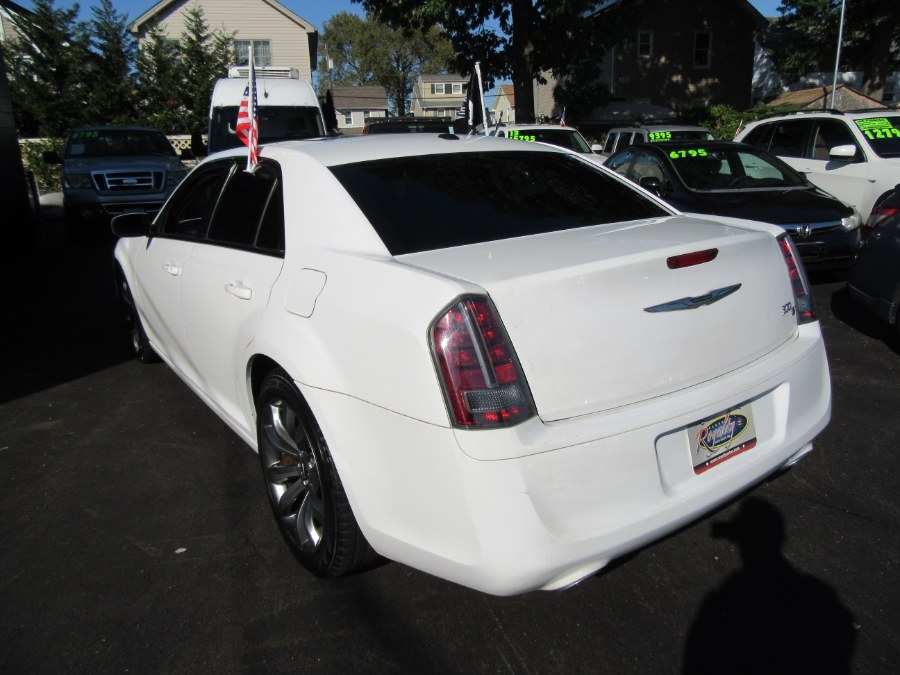 2014 Chrysler 300 4dr Sdn 300S, available for sale in Little Ferry, New Jersey | Royalty Auto Sales. Little Ferry, New Jersey 2014 Chrysler 300 4dr Sdn 300S, available for sale in Little Ferry, New Jersey | Royalty Auto Sales. Little Ferry, New Jersey
