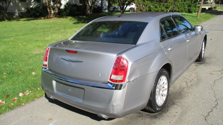 2014 Chrysler 300 4dr Sdn RWD, available for sale in Bronx, New York | TNT Auto Sales USA inc. Bronx, New York 2014 Chrysler 300 4dr Sdn RWD, available for sale in Bronx, New York | TNT Auto Sales USA inc. Bronx, New York